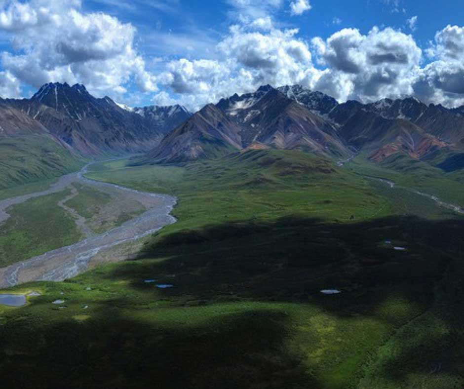 Auction Puts 'Alaska Lands in Alaska Hands,' Earns 2.1 Million